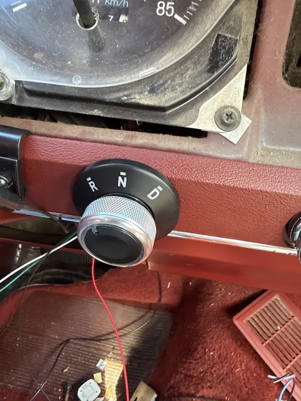 Rotary R N D drive selector knob installed in the Ranger's dashboard